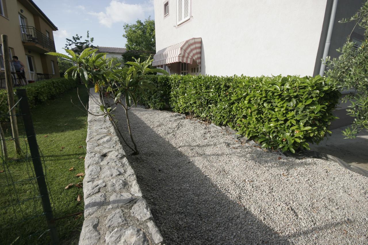 קרק Apartments Irena Krk מראה חיצוני תמונה