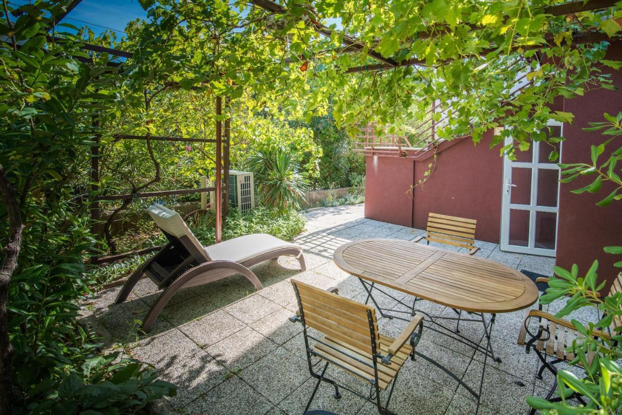 קרק Apartments Irena Krk מראה חיצוני תמונה